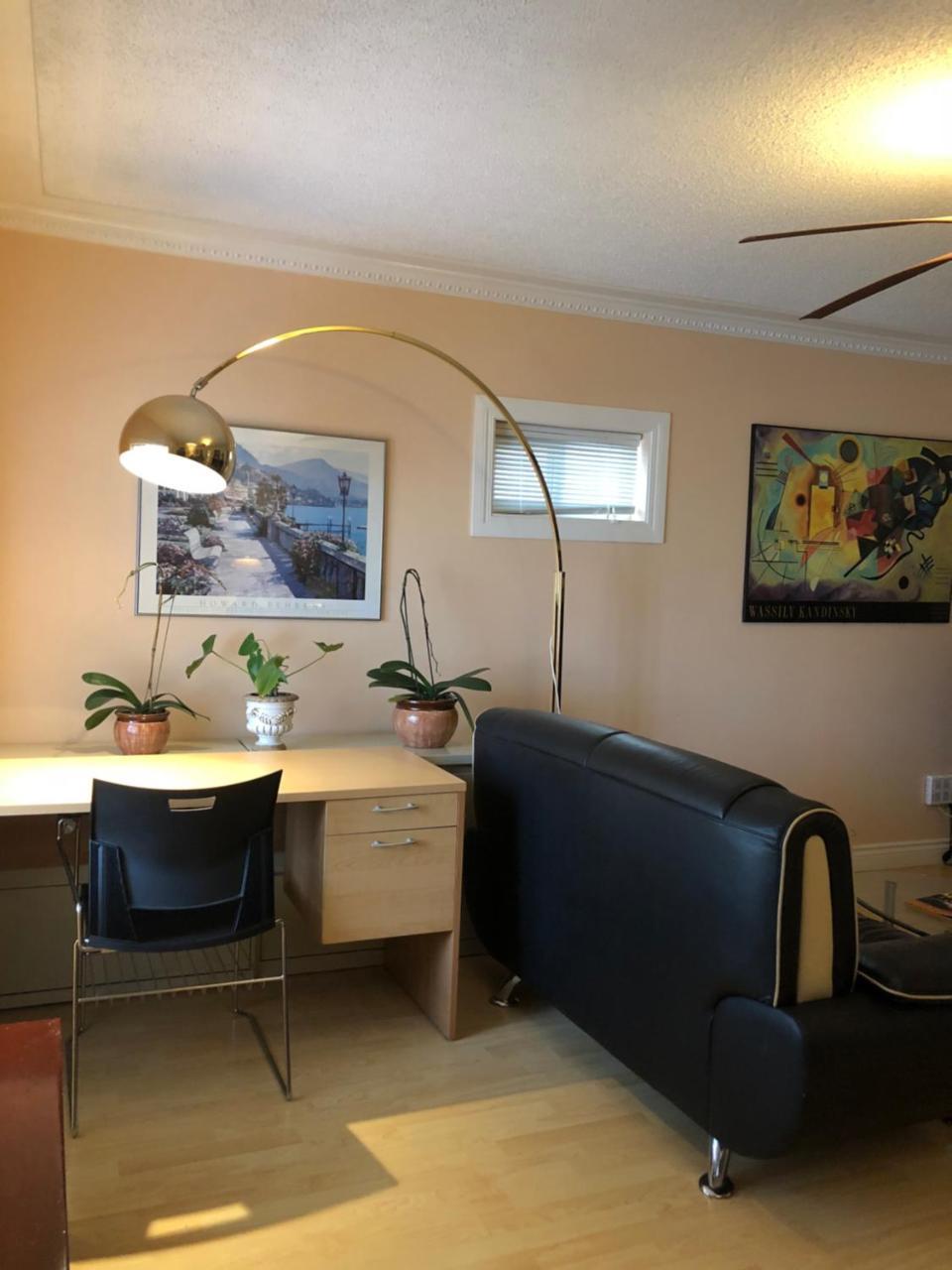 וונקובר Cozy Bedrooms Guest House מראה חיצוני תמונה