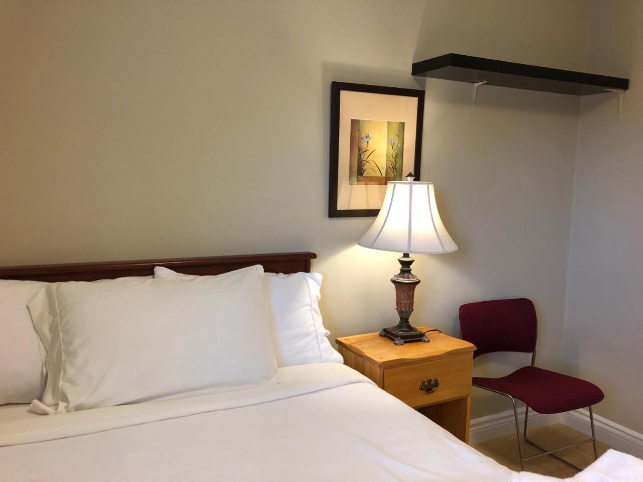וונקובר Cozy Bedrooms Guest House מראה חיצוני תמונה