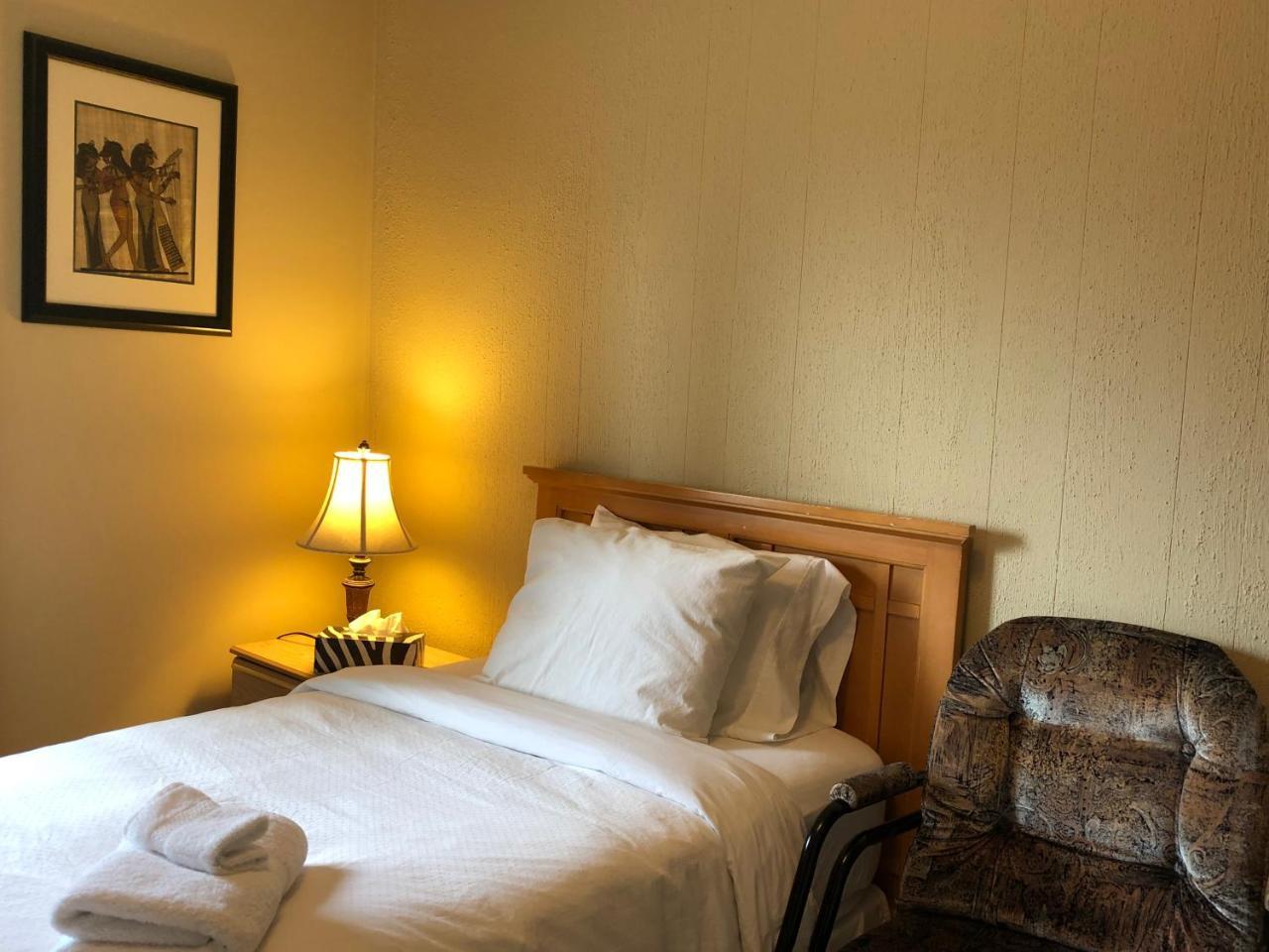וונקובר Cozy Bedrooms Guest House מראה חיצוני תמונה
