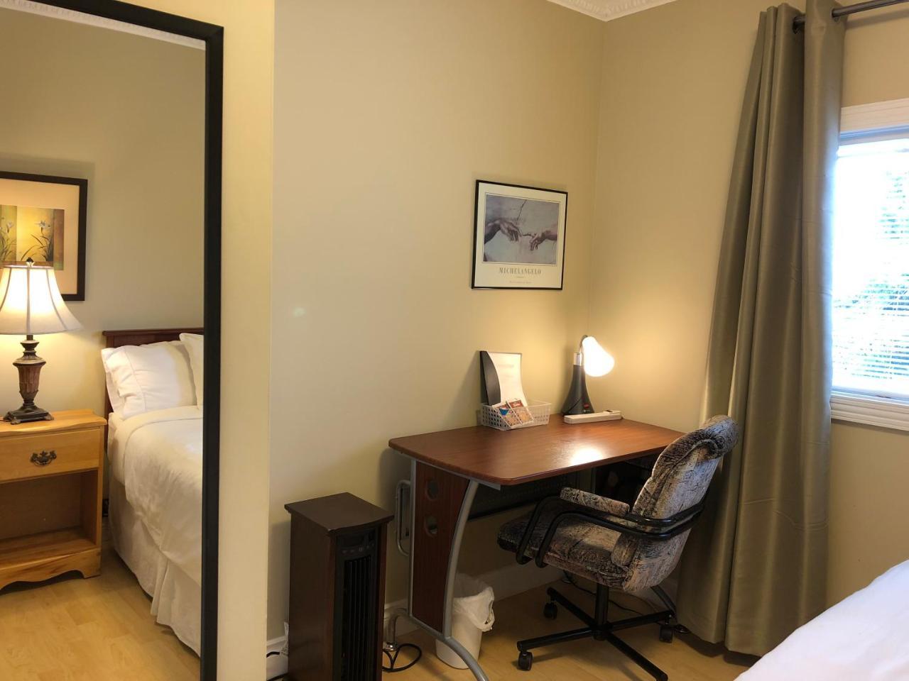 וונקובר Cozy Bedrooms Guest House מראה חיצוני תמונה